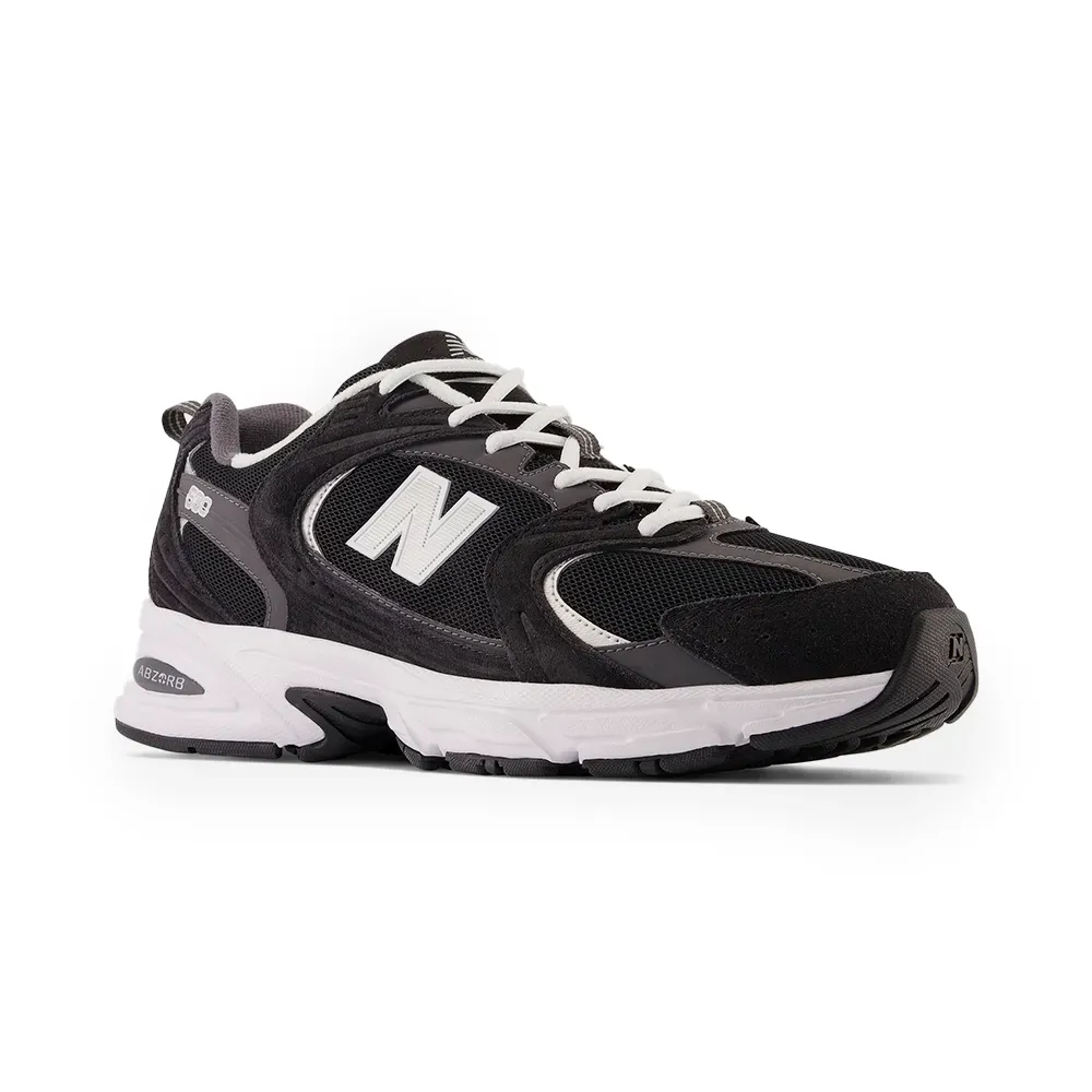 Tênis New Balance 530 Masculino Preto mostrando detalhes e tabela de numeração